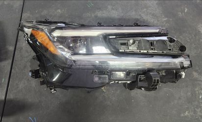 Toyota RAV 4 RAV4 Headlight Right Passenger Side 2026 2027 Part $440