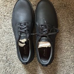 Clark’s Men’s Black Dress Shoes 