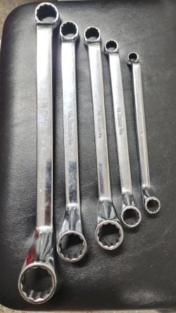 Snap on 5 piece American 12-point SAE Flank Drive® Box Wrench Set