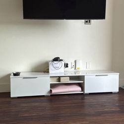 TV STAND ENTERTAINMENT CENTER