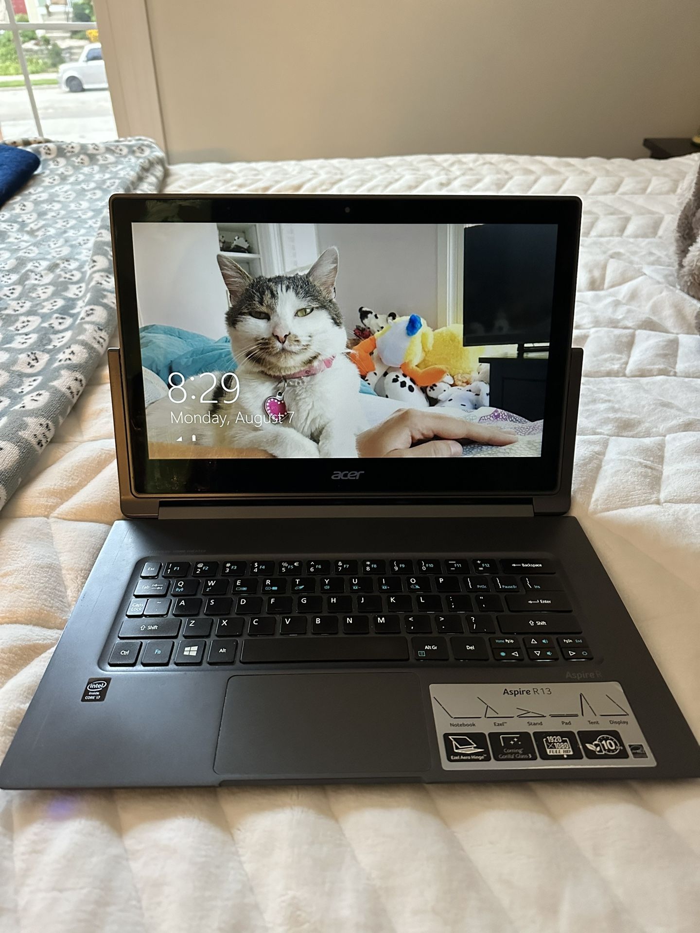Acer Aspire R13 Convertible Laptop Notebook, Touch Screen And Pen Capabilities, Charger Included $300 Or BEST offer