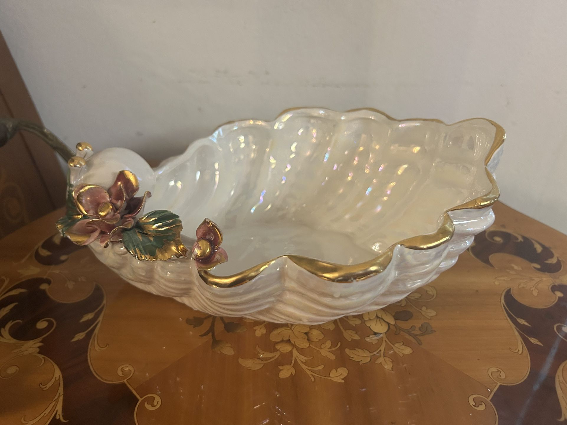 Capodimonte Porcelain Oval Oyster Serving Bowl Flowers and Gold Highlites Italy