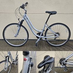 Norco 28" 700c 21-Speed Road/City/Commuter Comfort Hybrid Bike - Light Step-Through 18" Frame, Front Shocks, Comfort Seat, Rack, TUNED! (MSRP $400)