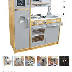 New Kidkraft Play Kitchen