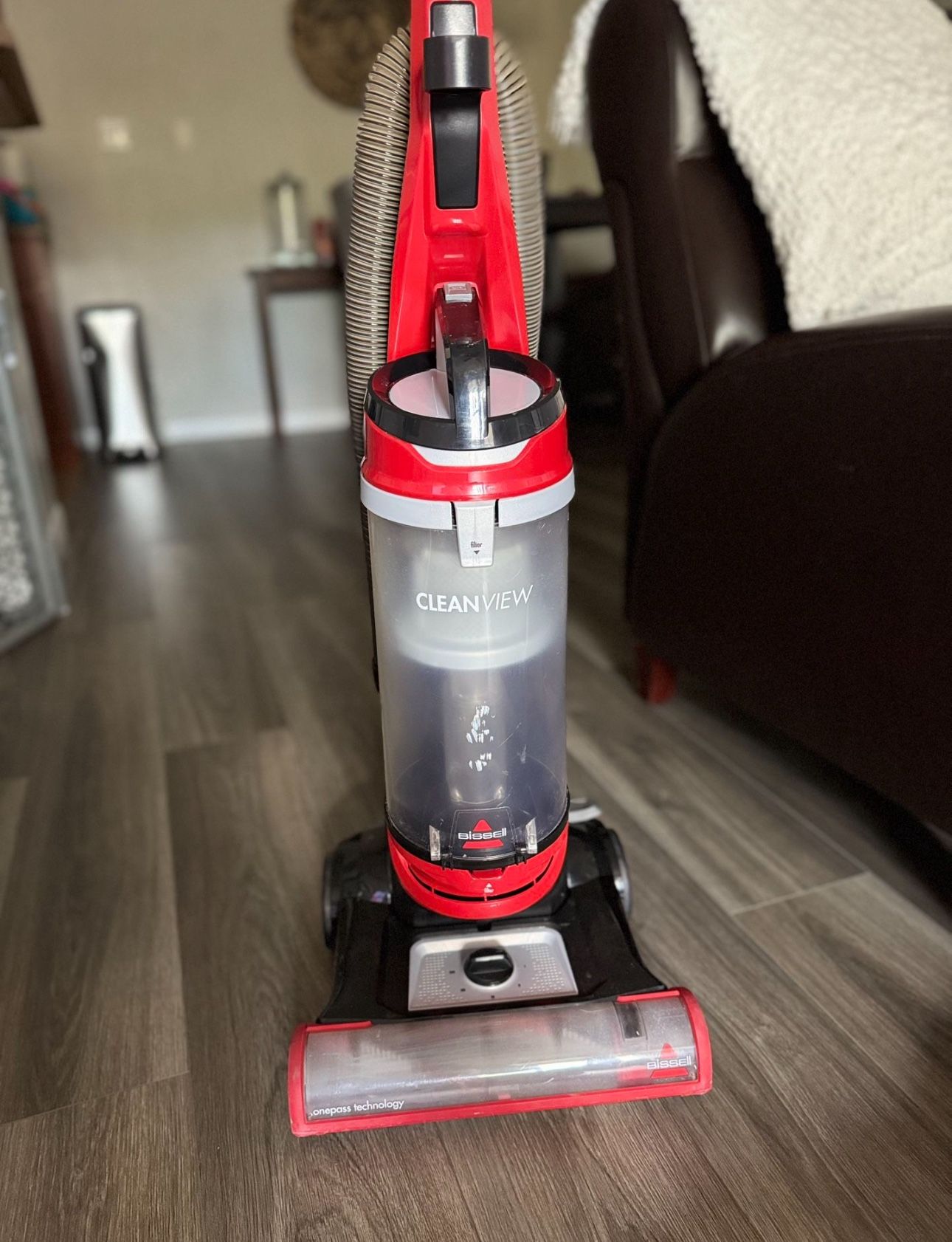 Bissell Vacuum Cleaner/Aspirateur Model 2492
