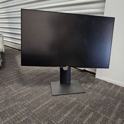 24" Dell monitors