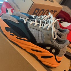 Adidas Orange Wash 700