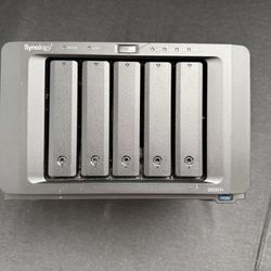 Synology NAS