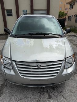 2007 Chrysler Town & Country