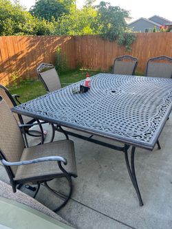 Outdoor table