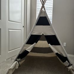 Foldable Play Tent (Teepee)