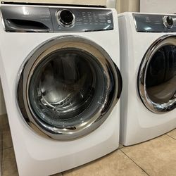 Washer Ultra Large Capacity 4.5 Cu.Ft & Electric Dryer 7.4 Cu.Ft. Electrolux