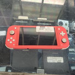 Nintendo Switch (lite) (5931)