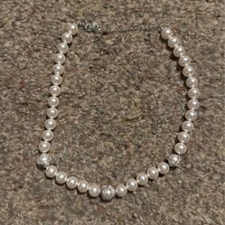 Pearl Necklace With Stone Detailsfake