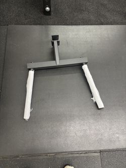 Titan Fitness Dip Bar.