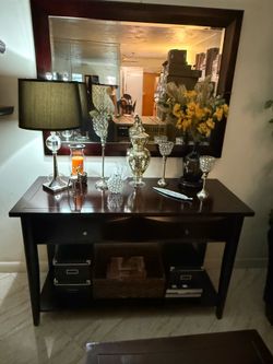 Lovely, solid wood living room set