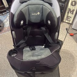 2 Safety 1st Convertible Car Seats — $60 for both