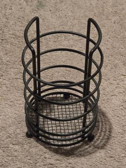 Wire Kitchen Utensil Holder