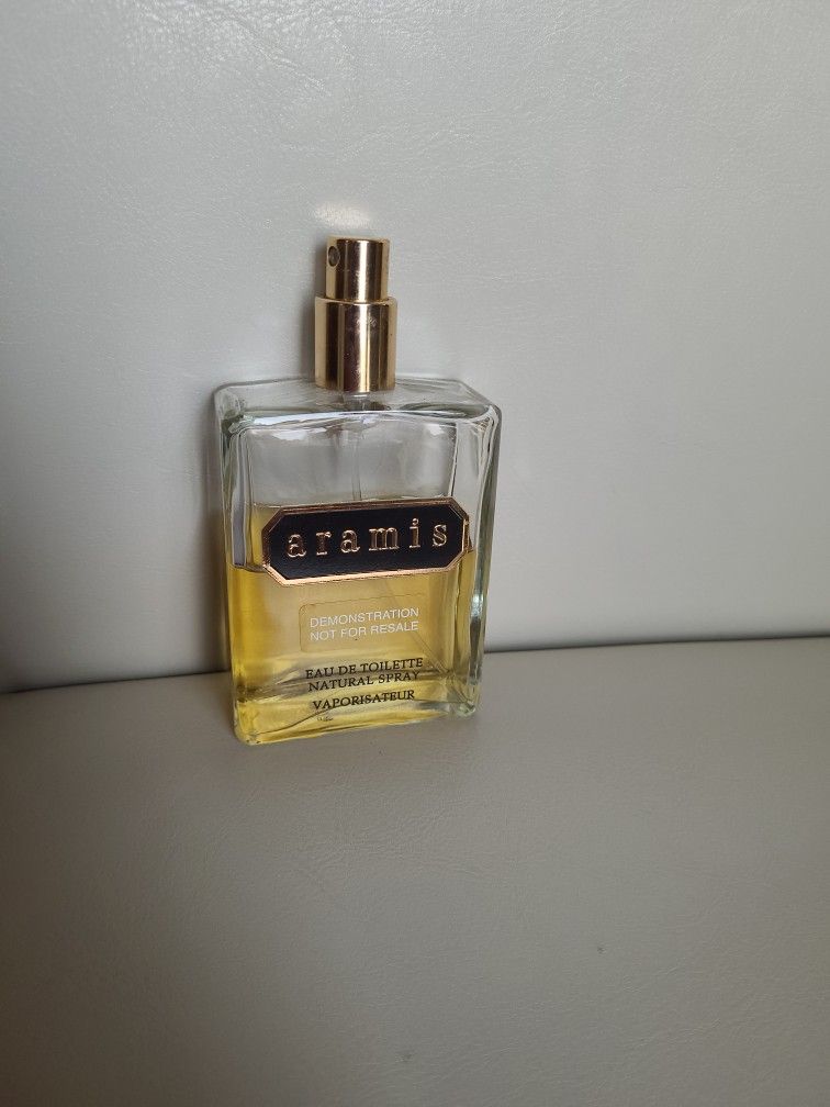 Men Aramis eau de toilette, cologne, perfume, 60% left, no Cap and no box