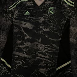 Real Madrid Jersey Authentic 