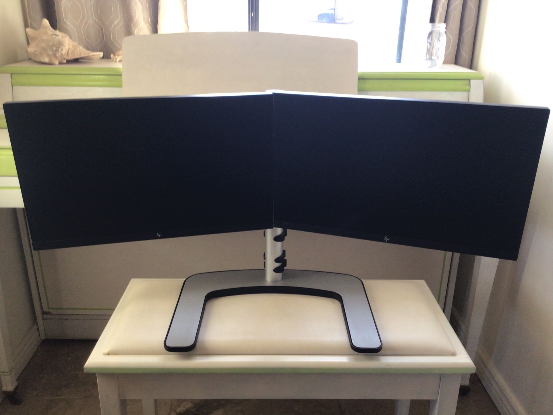 HP Z22 Dual 1080P Monitors With Visidec Stand Excellent Condition