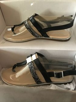 Sandals size 7