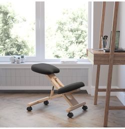 Kneeling chair