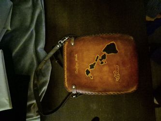 brown leather crossbody phone pouch
