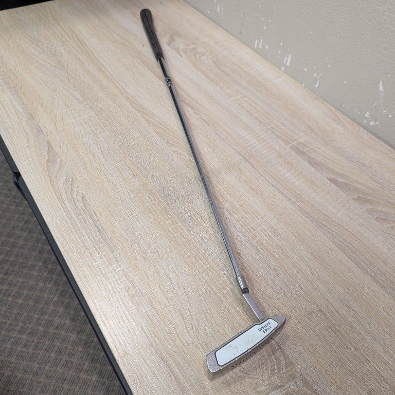 White Hot Odyssey #6 Golf Club Putter