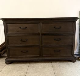 Living Spaces Espresso Dresser & Nightstand (Kaitlyn Set)