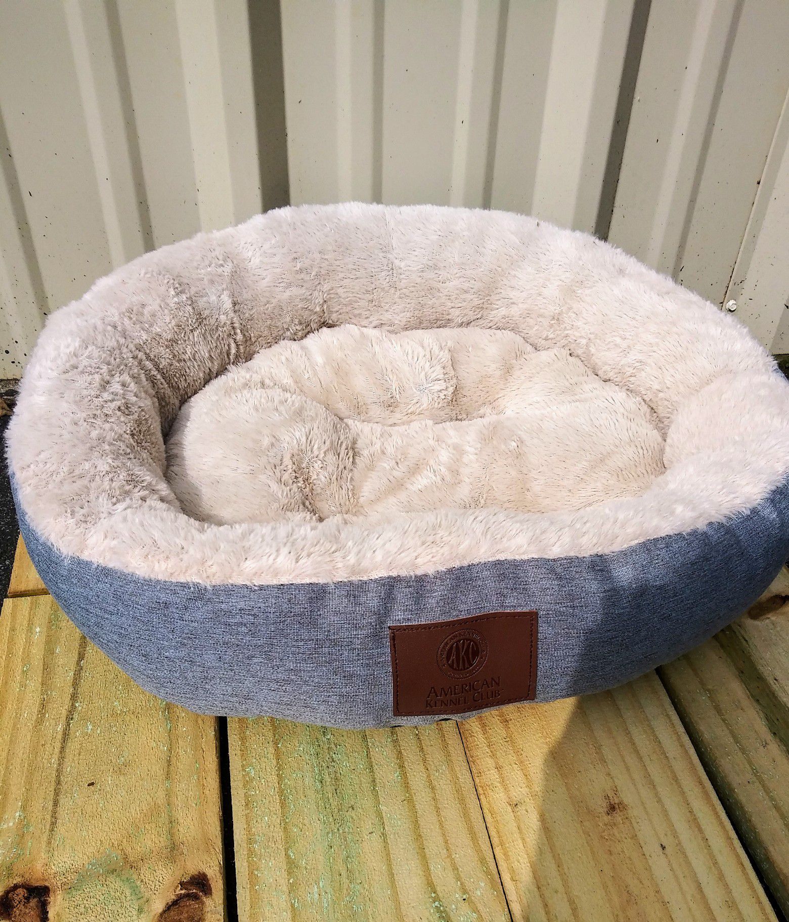 New dog bed!