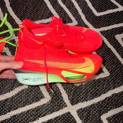 Nike alpha fly running shoes men’s size 10 used no box