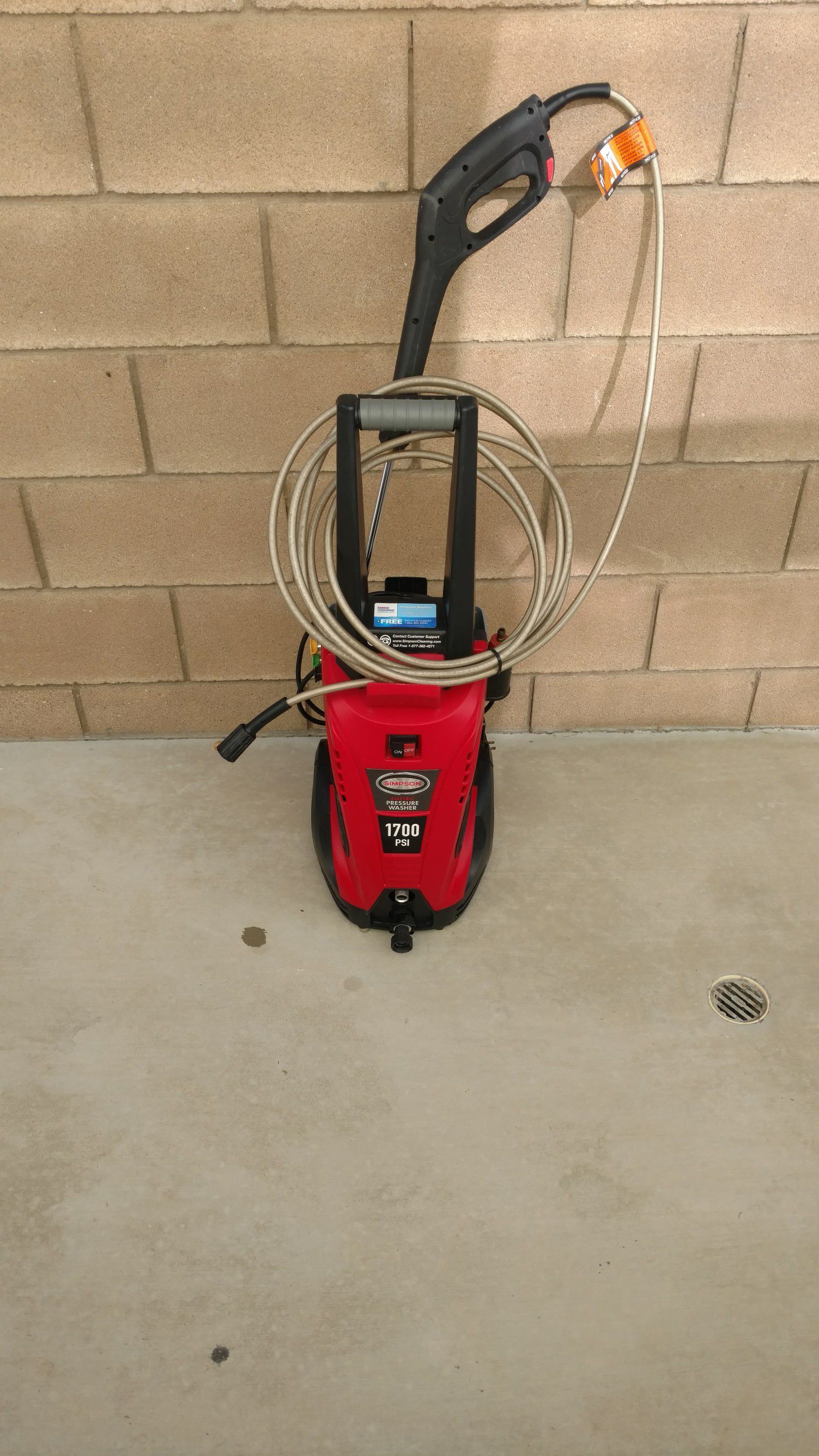Simpson 1700PSI Electric Pressure Washer