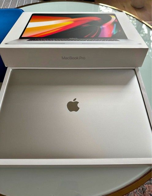 MacBook Pro 13-inch