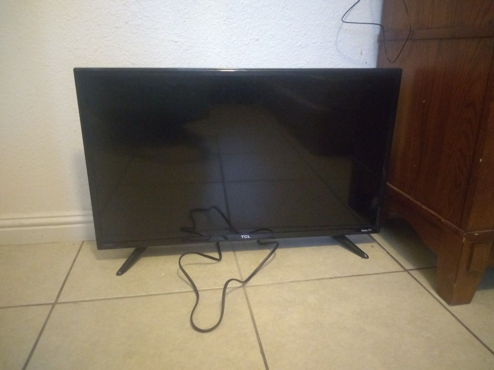 TCL TV FOR SALE 32 inch