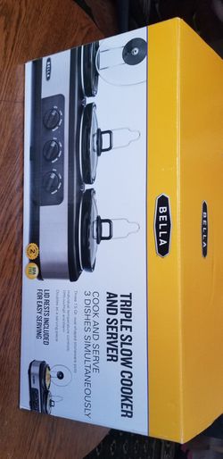 Brand new triple slow cooker and server