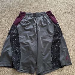 Jordan Basketball Shorts Size L