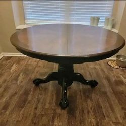 Beautiful Oak Kitchen Dining Table 