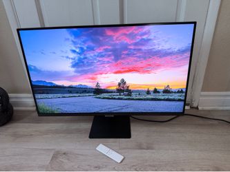 Samsung 32-inch 4K UHD Smart Computer Monitor TV