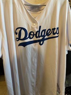 Woman dodgers jersey