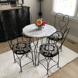 Vintage Ice Cream Parlor Twisted Iron Sweetheart chairs and 26’ Table 