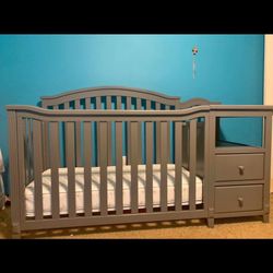 Baby Crib 