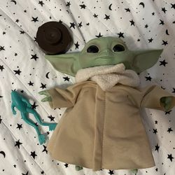 Star Wars The Mandalorian The Child Toy