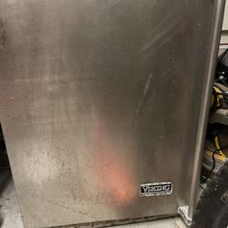 Viking Outdoor Kitchen Fridge