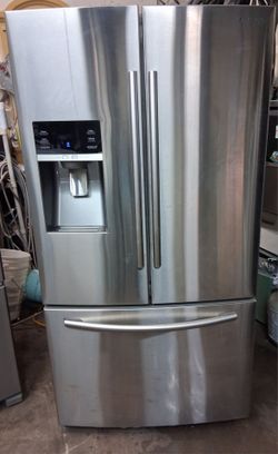 Samsung 28 cubic foot refrigerator
