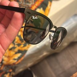 Raybans 
