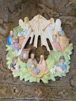 Vintage Ceramic Wreath Nativity Scene Handpainted 1996