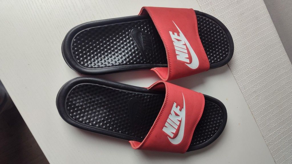 Nike Benassi JDI Men's Slides Size 10
