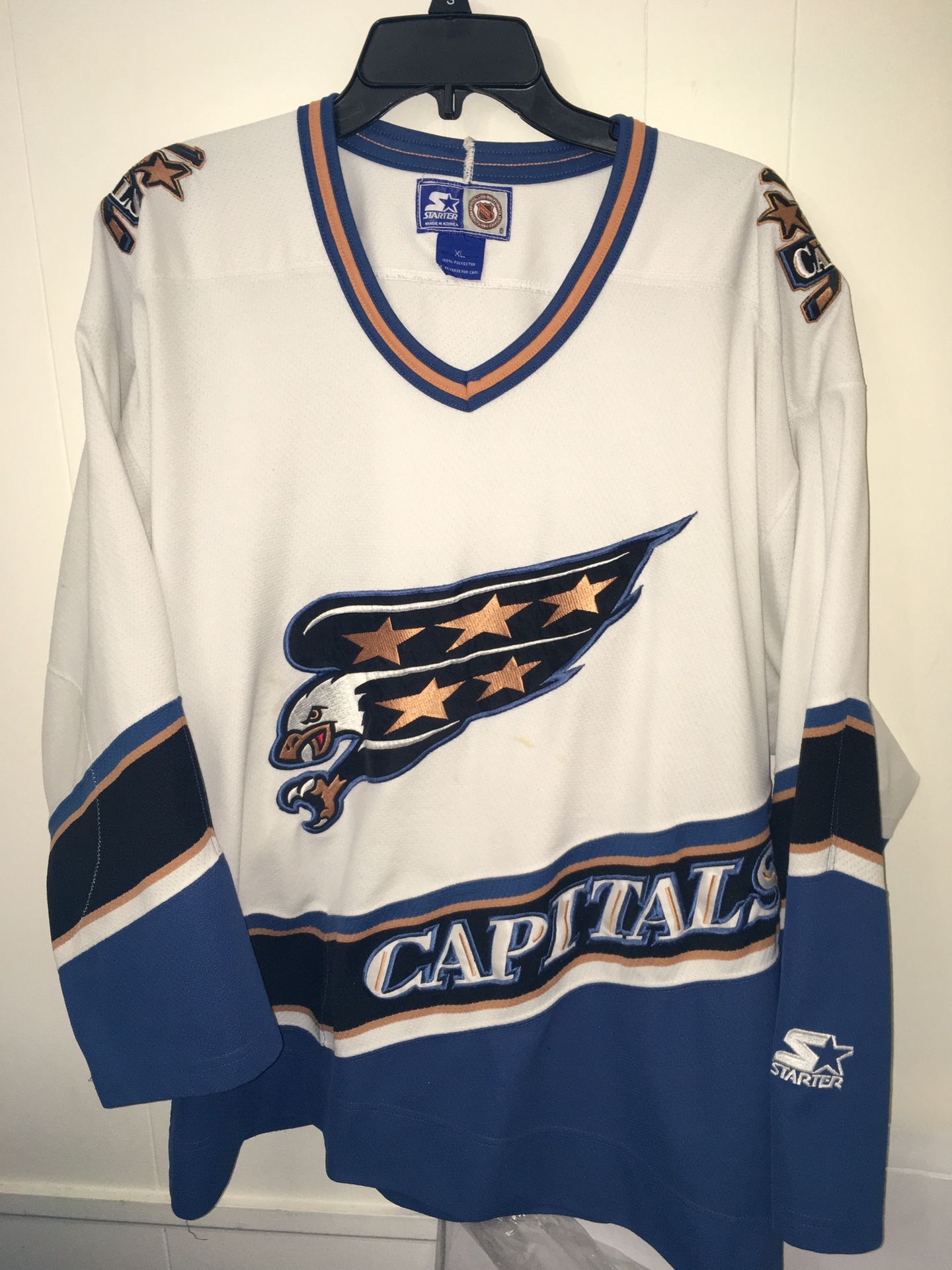 Vintage Starter NHL Washington Capitals Hockey Jersey