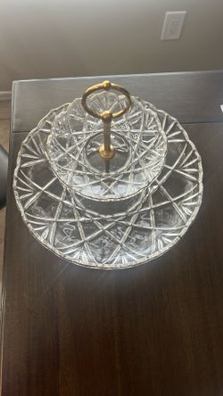 Mikasa Hampshire Gold 2tier Server 9 3/4”